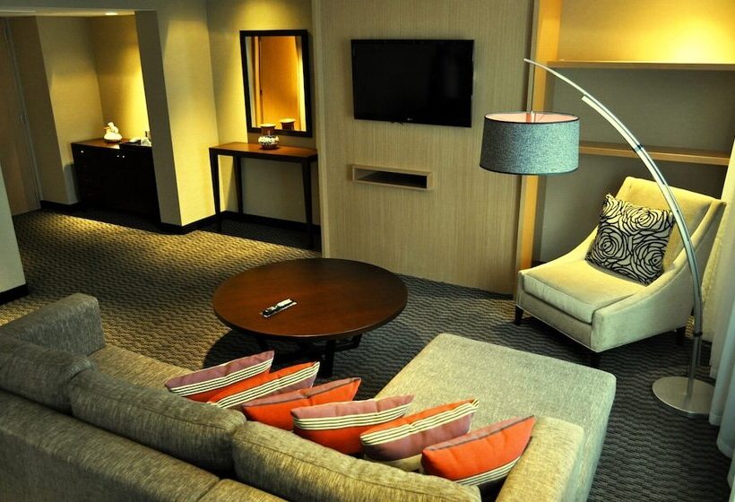 스위트, Hilton Garden Inn Tucuman