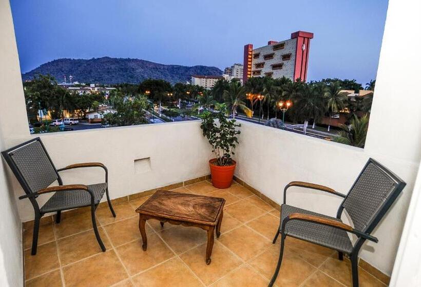 Junior Suite, Suites Ixtapa Plaza