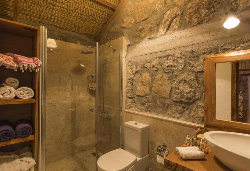 Quarto Deluxe, Nautical