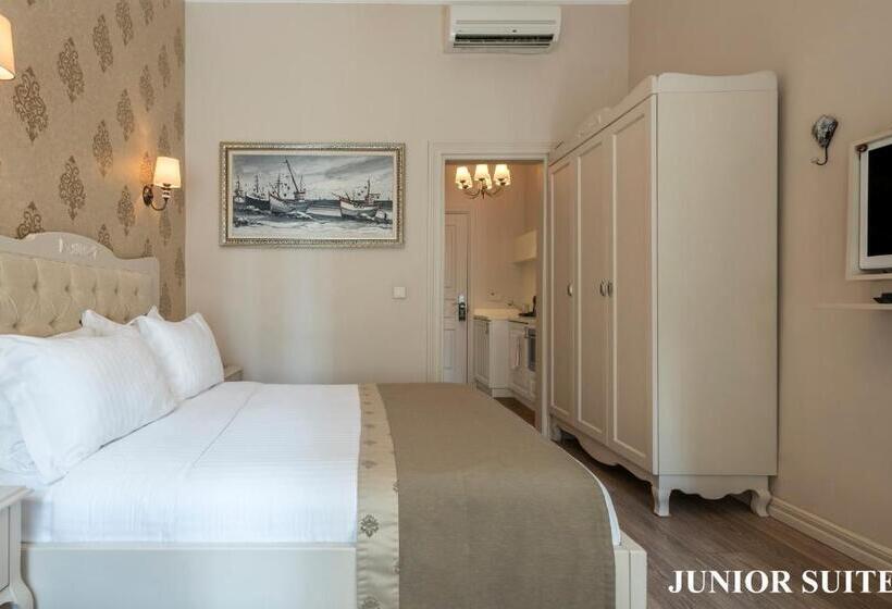 سوییت جونیور, Louis Appartements Galata