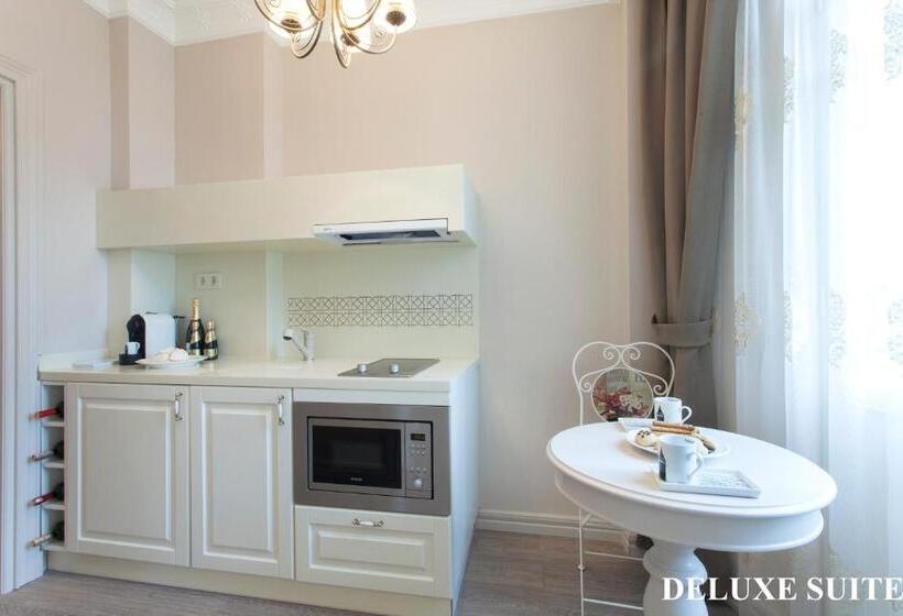 سوییت لوکس, Louis Appartements Galata