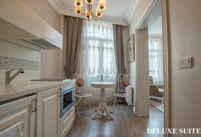 سوییت لوکس, Louis Appartements Galata