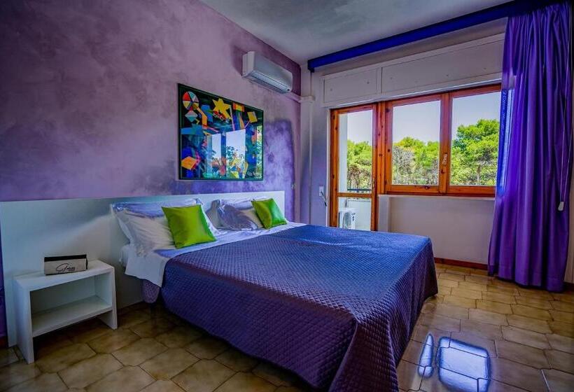 استودیوی استاندارد, Gh Campoverde Village