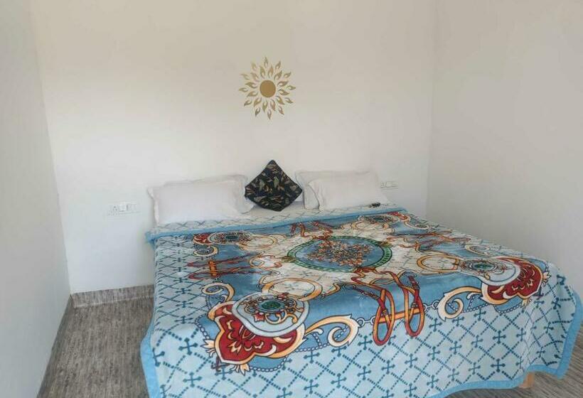 Трехместный Номер Классика, Pop 84706  J S R Palace Gardens