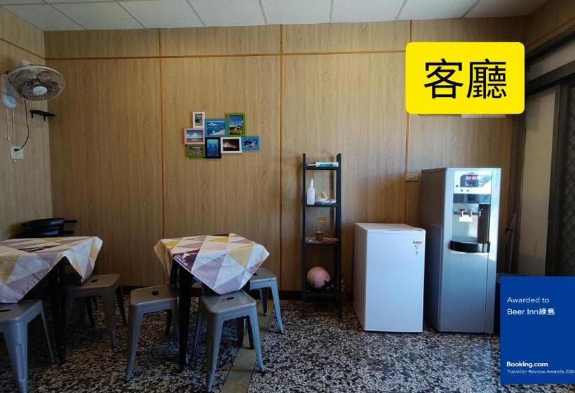 اتاق استاندارد چهارنفره با سرویس بهداشتی مشترک, Beer Inn綠島