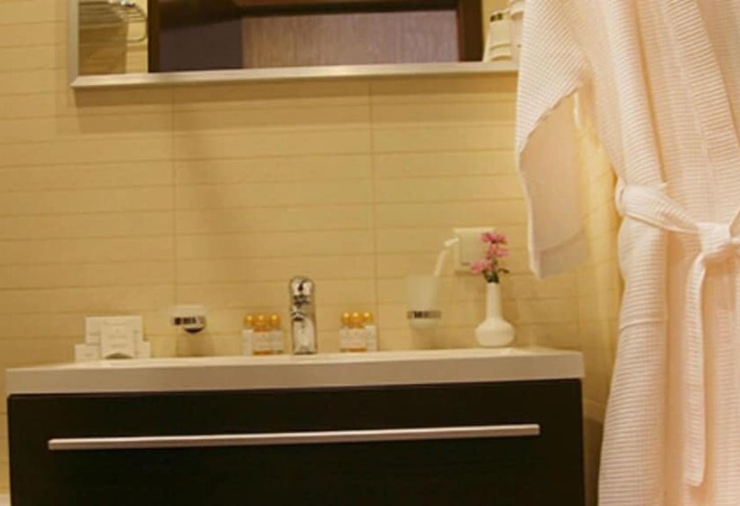 اتاق استاندارد, Aquamarine Hotel&spa
