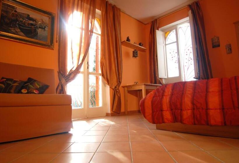 اتاق استاندارد سه نفره, La Dimora Le Fumarole Rooms