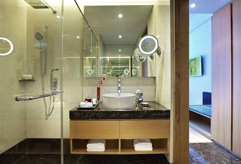 琮城市景观的豪华间, Vivanta Chennai It Expressway Omr