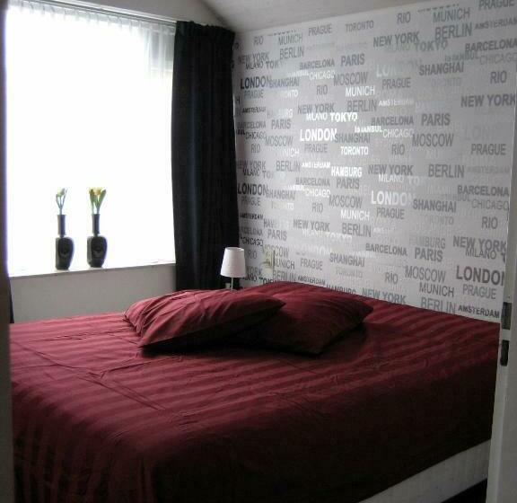 带共用浴室的标准房间, Bed And Breakfast De Mozaiektegel Uden