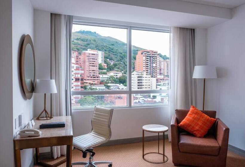 Номер Deluxe, Cali Marriott