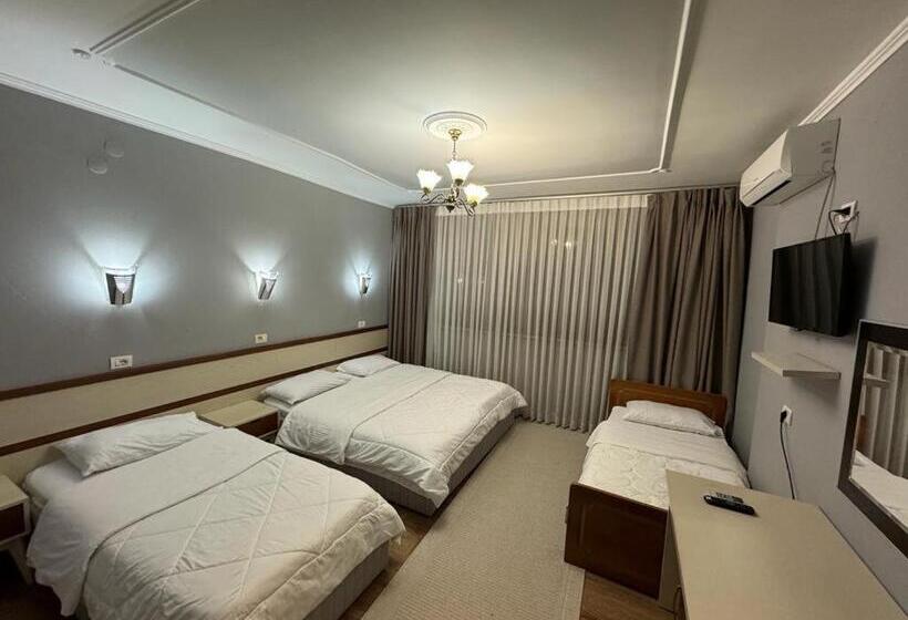 家庭间, Kocibelli Pool & Spa