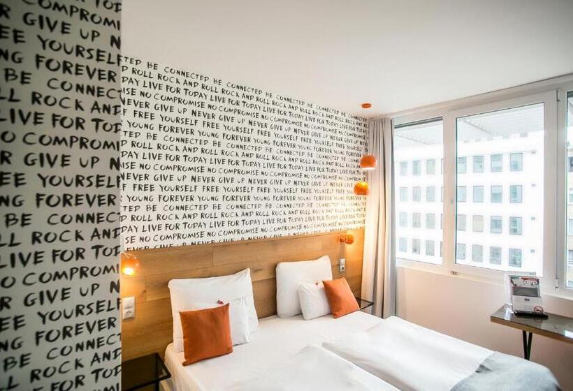 Номер Стандарт, Roombach Hotel Budapest Center