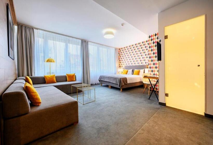 Номер Superior, Roombach Hotel Budapest Center