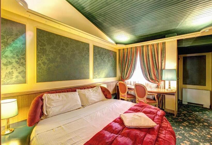 Номер Superior, Motel Regal
