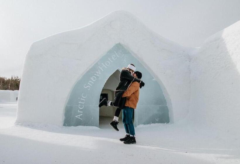 Семейный Номер, Arctic Snowhotel & Glass Igloos