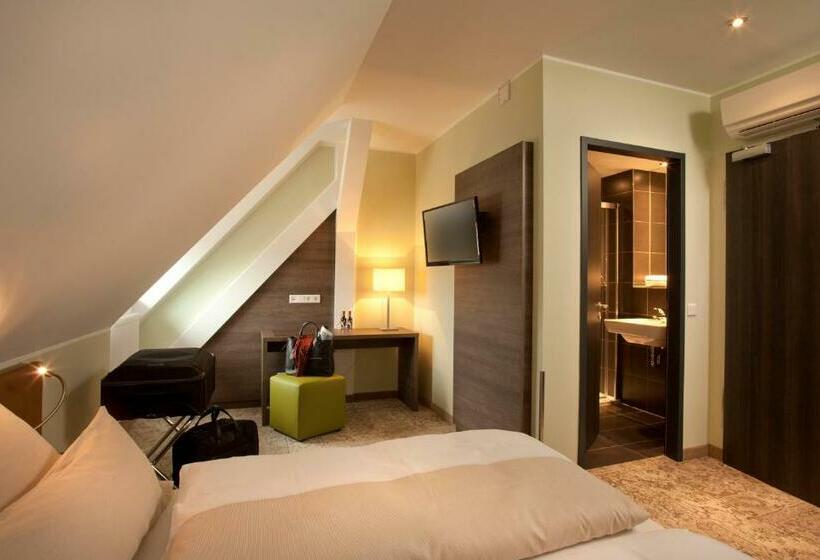 Номер Стандарт Индивидуальный, Jakob Regensburg Downtown, Best Western Signature Collection