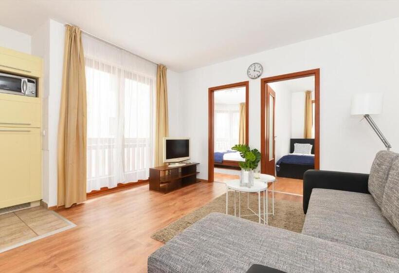 Апартаменты 2 Спальни, Lord Residence