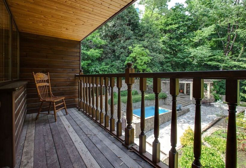 ویلای یک اتاق خوابه با استخر شنا, Villa Anna
