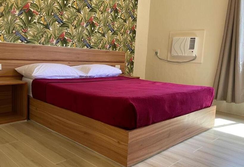 غرفة ديلوكس, Red Knight Gardens