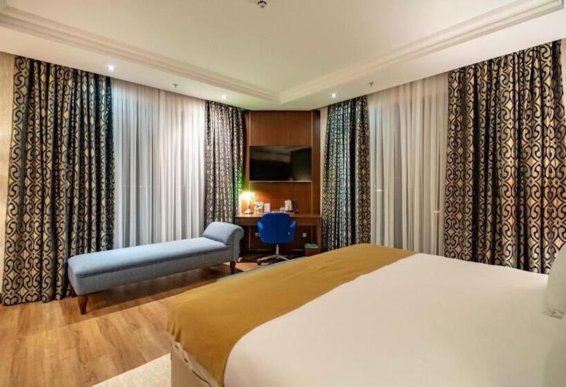 Family Suite, Wellborn Luxury