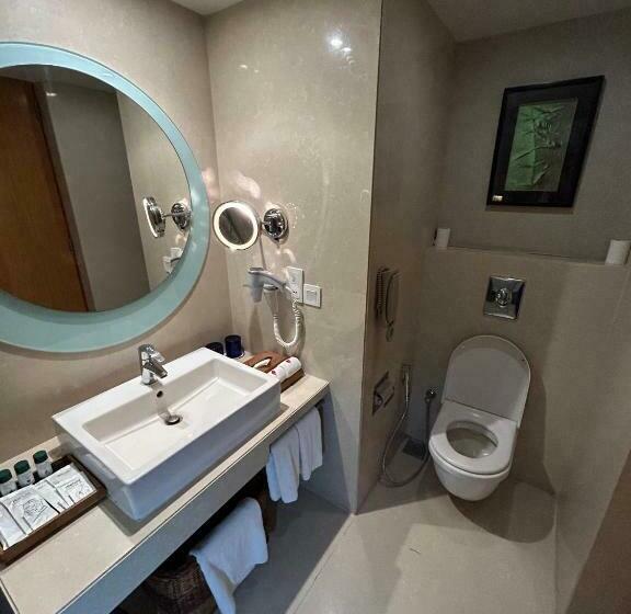 Номер Deluxe, Fortune Select Sg Highway, Ahmedabad   Member Itc S Hotel Group