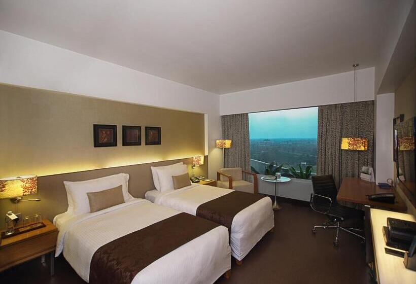Номер Премиум, Fortune Select Sg Highway, Ahmedabad   Member Itc S Hotel Group
