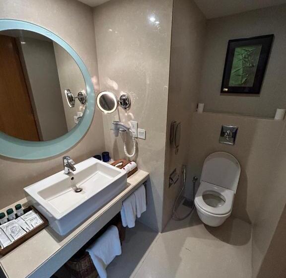 Номер Премиум, Fortune Select Sg Highway, Ahmedabad   Member Itc S Hotel Group
