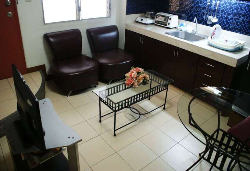 غرفة قياسية, 1775 Adriatico Suites