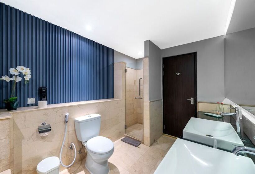 Люкс Повышенной Комфортности, Oakwood Hotel & Apartments Taman Mini Jakarta