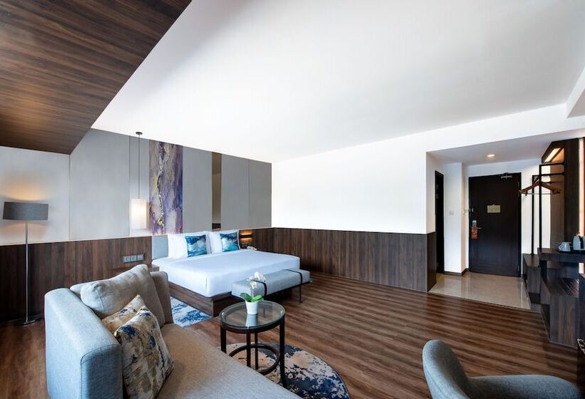 Люкс Повышенной Комфортности, Oakwood Hotel & Apartments Taman Mini Jakarta