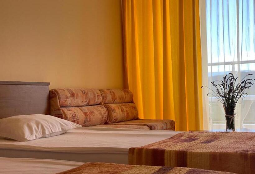Номер Стандарт, Plamena Palace