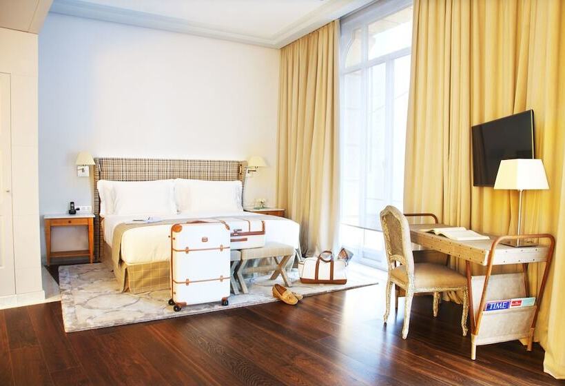 주니어 스위트, Urso Hotel & Spa, A Small Luxury Hotel Of The World