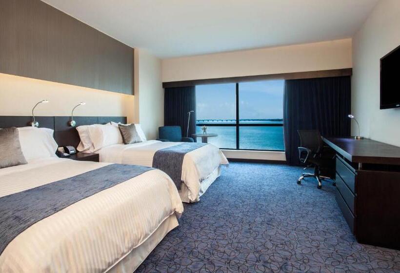 Номер Стандарт 2 Двуспальные Кровати, Wyndham Guayaquil, Puerto Santa Ana