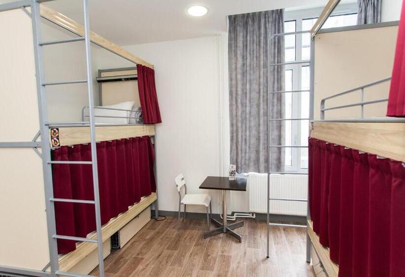 Bed in een Gedeelde Kamer, St Christopher S Inn Paris   Gare Du Nord
