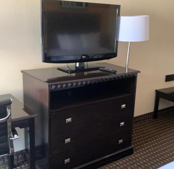 Номер Стандарт Адаптированный для Инвалидов, Quality Inn & Suites Quantico