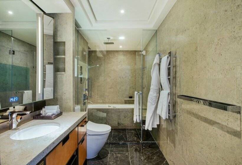 Люкс, Shangrila The Shard, London