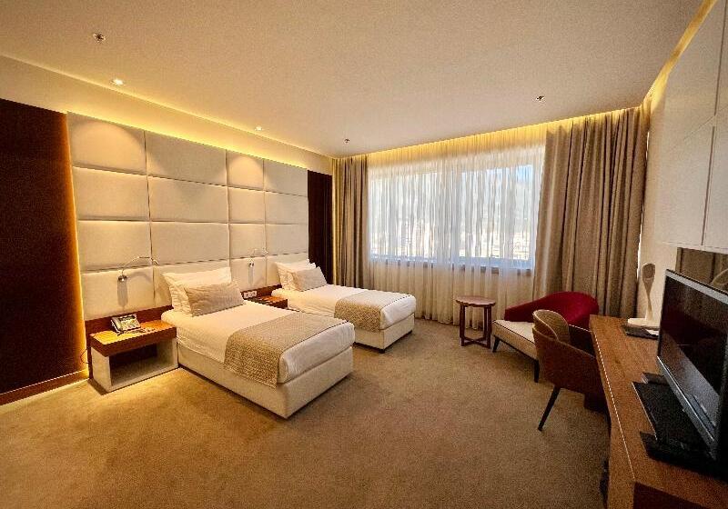 Стандартный Номер Кровать Кинг, Shangrila The Shard, London