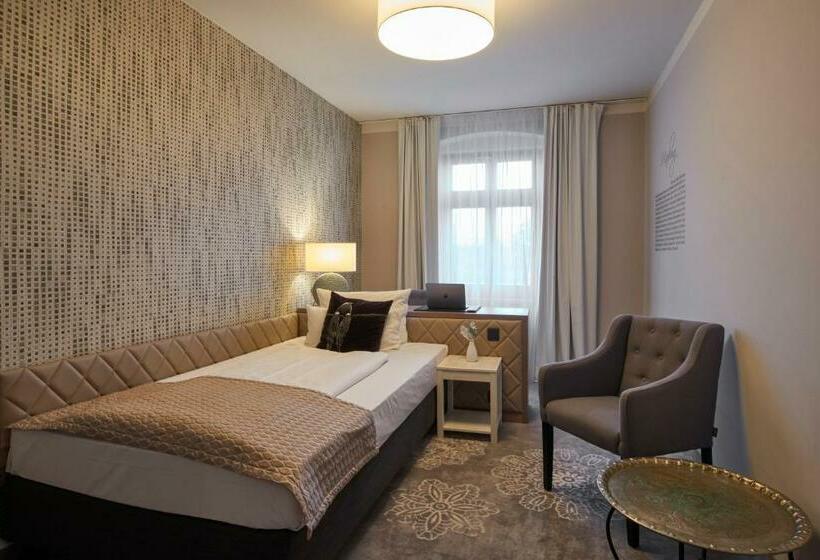 غرفة قياسية فردية, Via Regia   Vias Hotels