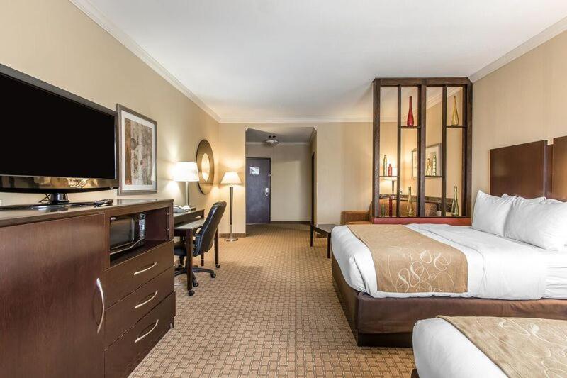 Люкс, Comfort Suites Lawton Near Fort Sill