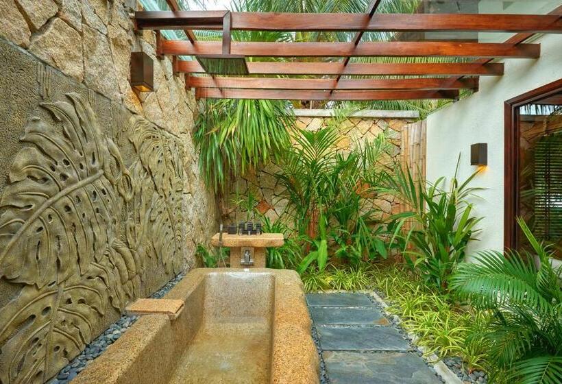 ویلای دلوکس 1 خوابه با چشم‌انداز دریا, Amiana Resort Nha Trang