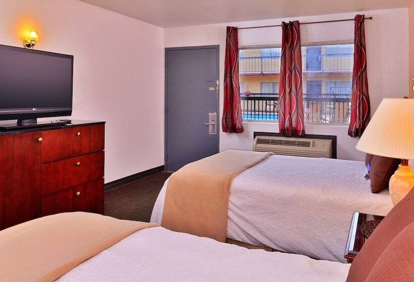 Люкс, Castle Inn & Suites Chickasha