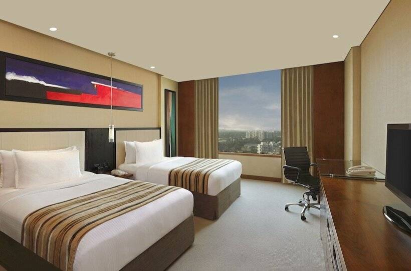 Номер Стандарт, Doubletree By Hilton Punechinchwad