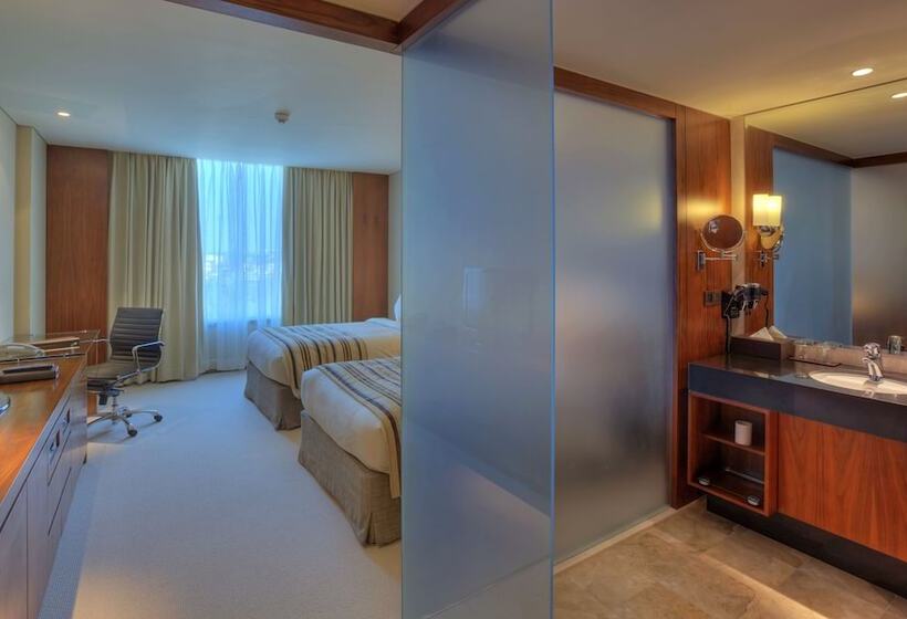 Номер Стандарт, Doubletree By Hilton Punechinchwad