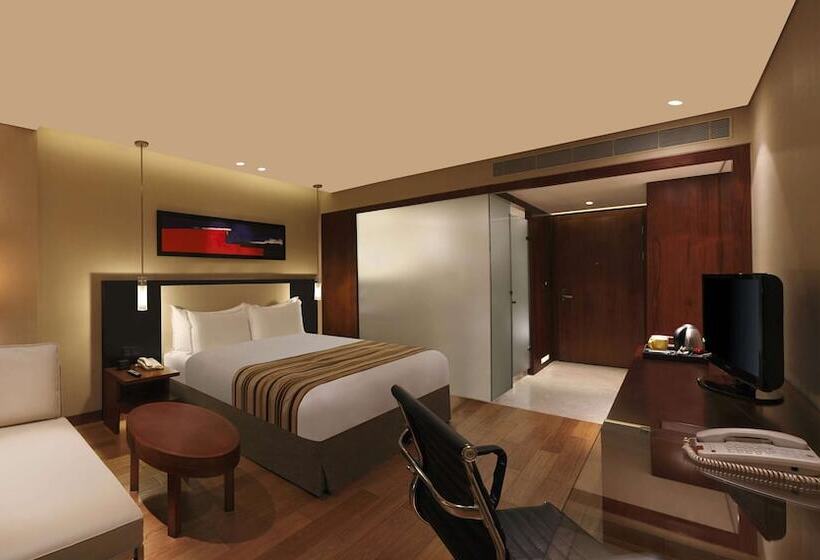 Номер Executive, Doubletree By Hilton Punechinchwad