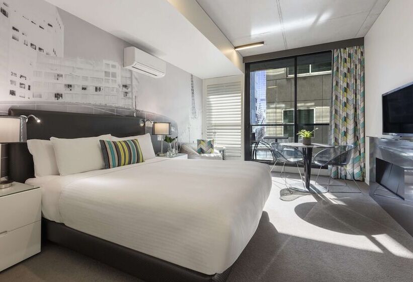 스탠다드 스튜디오, Oaks Melbourne On William Suites