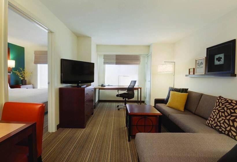 Люкс, Residence Inn Bismarck North