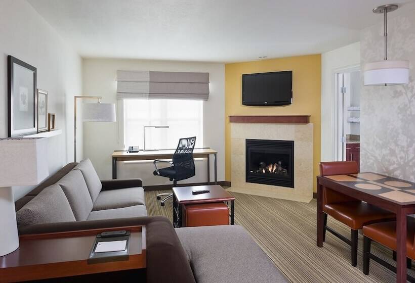 Люкс, Residence Inn Bismarck North