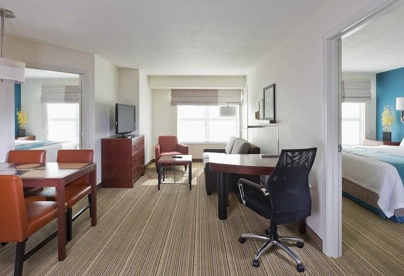 Люкс 2 Спальни, Residence Inn Bismarck North