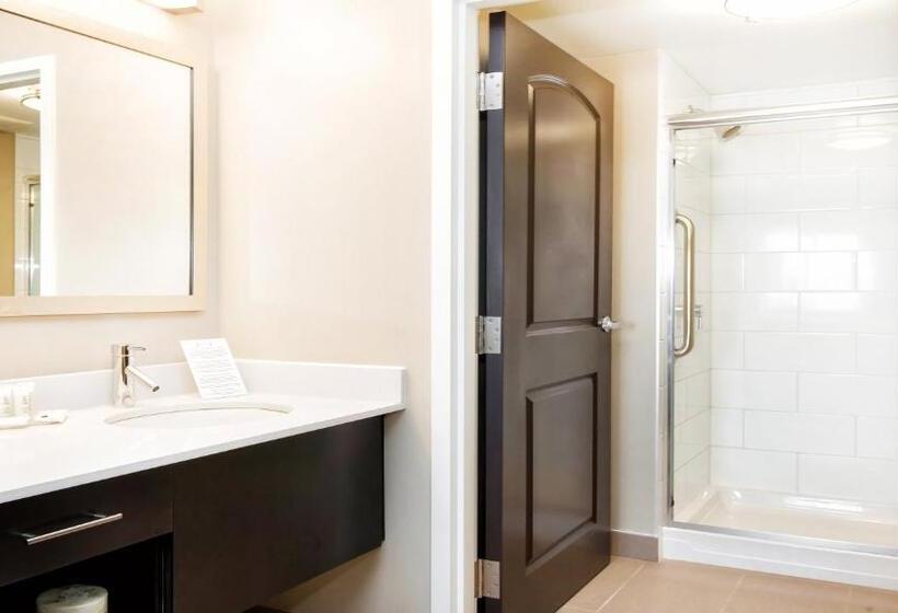 套房, Staybridge Suites West Edmonton, An Ihg