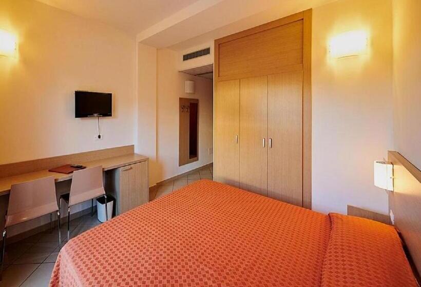 Номер Стандарт, Bolgheri Marina Resort Ex Varo Village